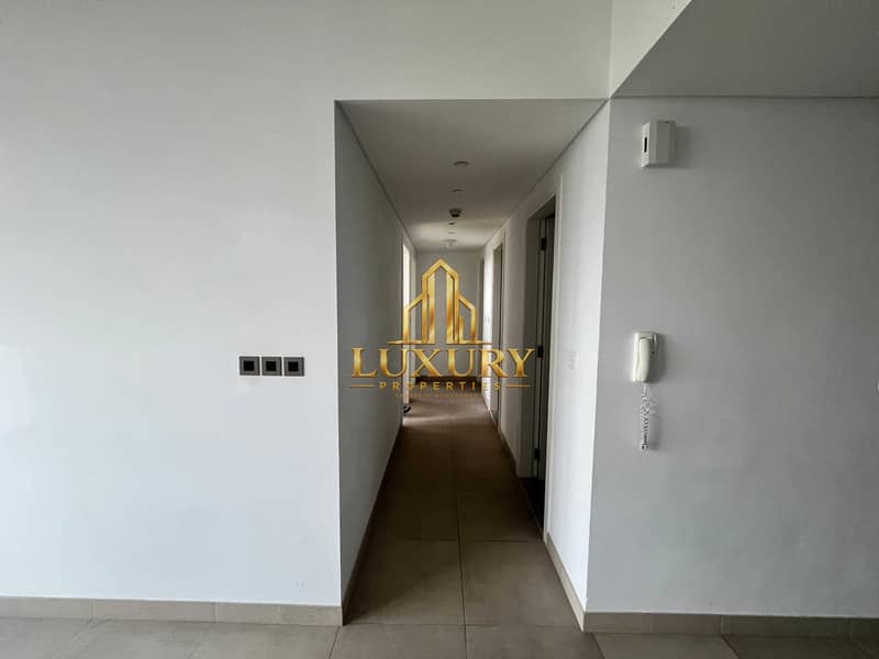 21 Spacious 2BR Apartment | Front View | Appliances Included | Counter Kitchen 3bath