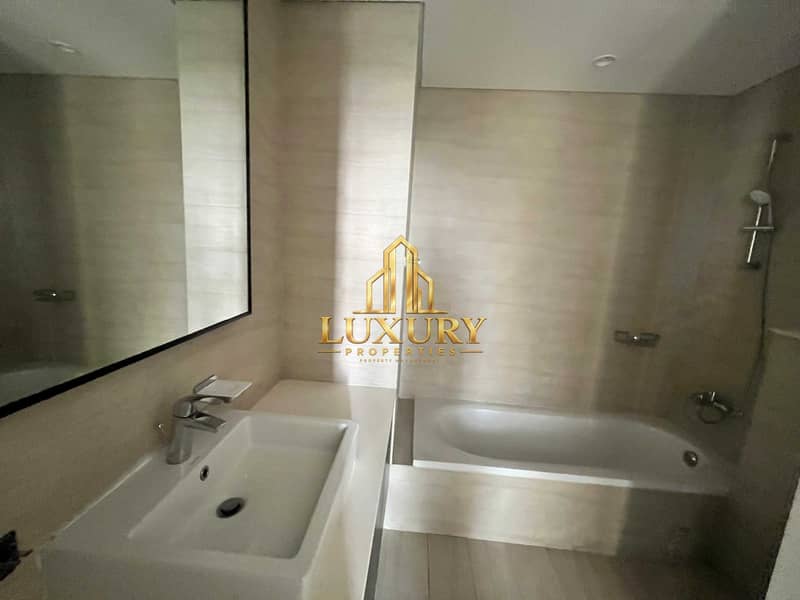 23 Spacious 2BR Apartment | Front View | Appliances Included | Counter Kitchen 3bath