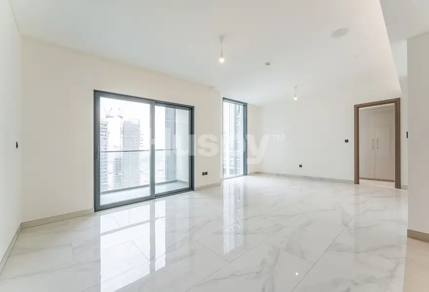 Lagoon View | Vacant | Maid's Room