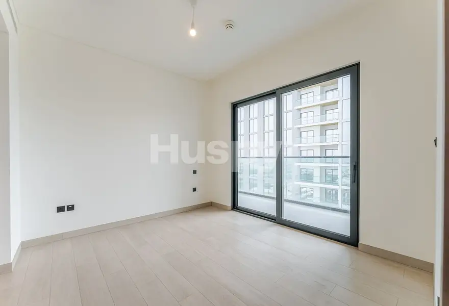 Lagoon View | Vacant | Maid's Room