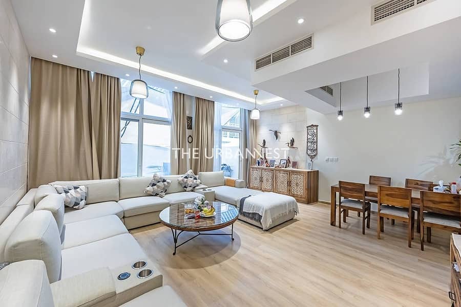 Renovated | Vacant on Transfer | Well Presented Renovated | Vacant on Transfer | Well Presented