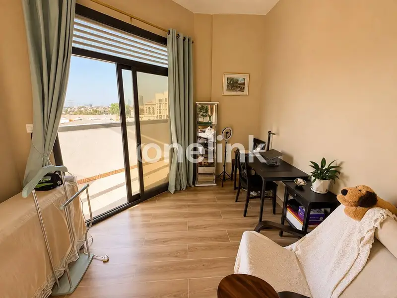 1BR | Furnished | Fully Upgraded | Best Deal