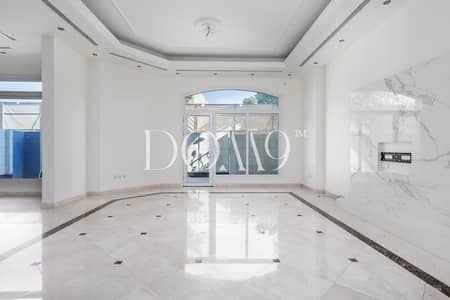 5 habitaciones Villa para en Alquiler en Umm Suqeim, Dubai - Villa en Umm Suqeim,Umm Suqeim 2, 5 dormitorios, 600000 AED - 16870811 5 habitaciones Villa para en Alquiler en Umm Suqeim, Dubai - Villa en Umm Suqeim,Umm Suqeim 2, 5 dormitorios, 600000 AED - 16870811