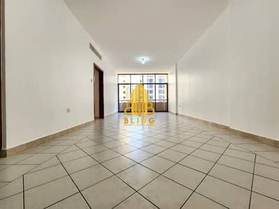 Appartement de 2 chambres à à louer à Hamdan Street, Abu Dhabi - 871350360-1066x800. webp Appartement de 2 chambres à à louer à Hamdan Street, Abu Dhabi - 871350360-1066x800. webp