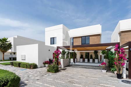 5 Bedroom Villa for Sale in Yas Island, Abu Dhabi - Fully Upgraded | Private Pool And Garden | Furnished