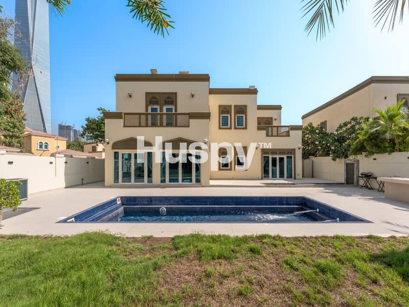 Vacant Now | Upgraded | Corner Villa Vacant Now | Upgraded | Corner Villa