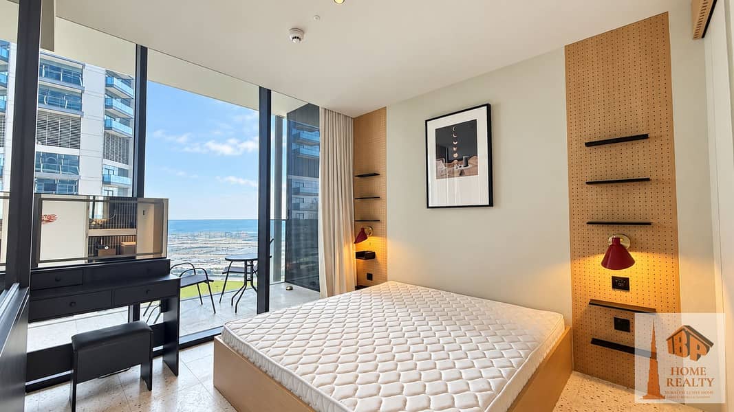 5 Bright Bedroom With Sea View. png
