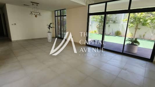 5 Bedroom Villa for Sale in Yas Island, Abu Dhabi - IMG-20250915-WA0142. jpg 5 Bedroom Villa for Sale in Yas Island, Abu Dhabi - IMG-20250915-WA0142. jpg