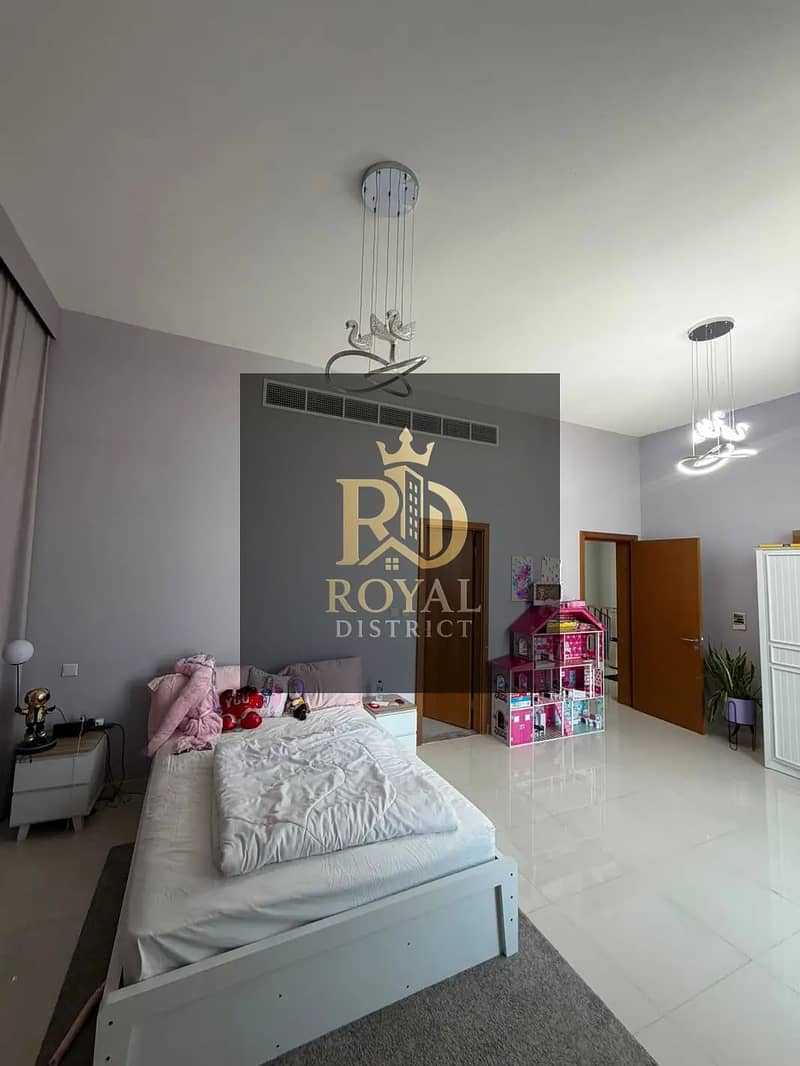 16 864849044-1066x800. webp