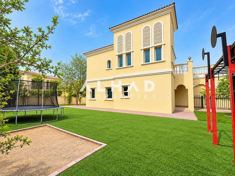 18 Mediterranean Villa Backyard with Trampoline. png