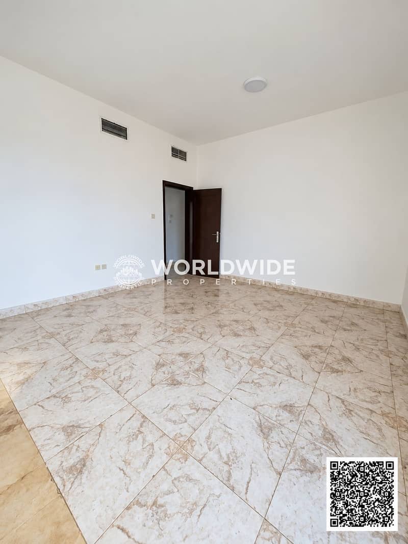 11 Clean property interior with QR code-13. png