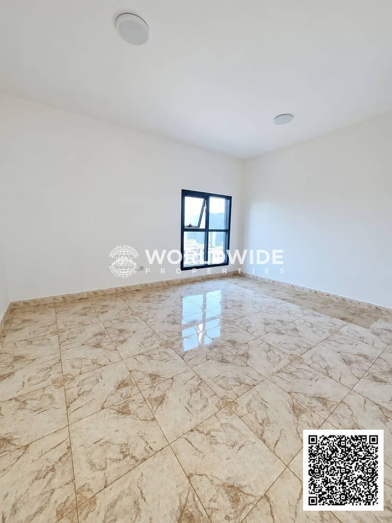16 Enhanced property interior with QR code-8. png