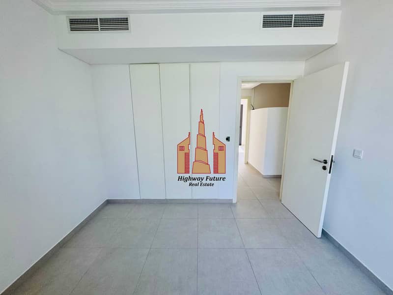 20 1001372455. jpg