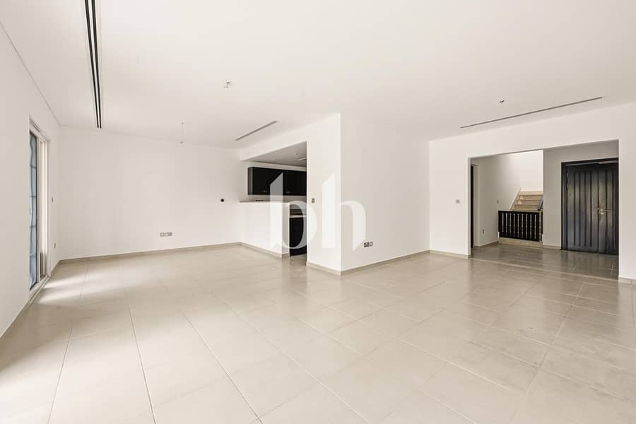 3 images image img