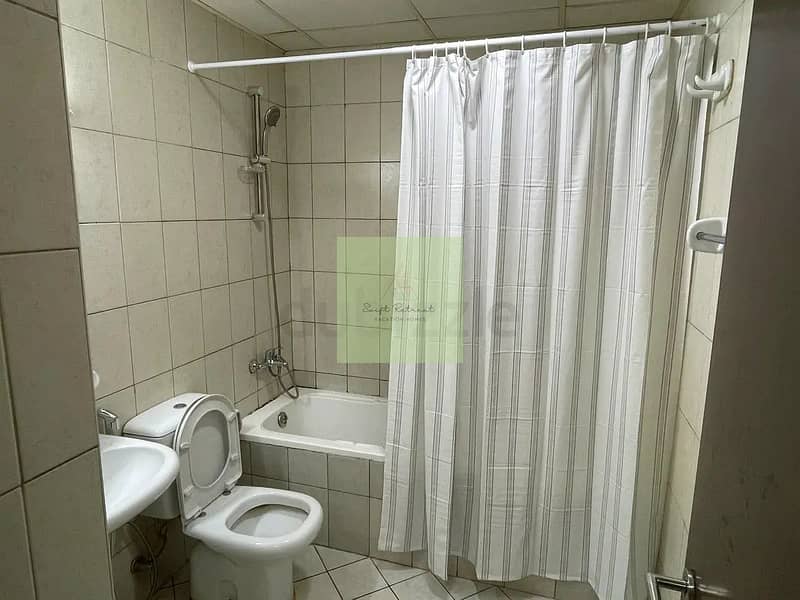4 37a79146a0d34c1ba9c666aa84d61809-. webp