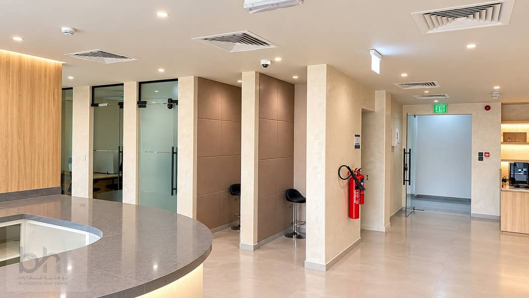 5 Modern Office Lobby Reception Area. png