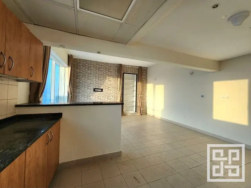 Exclusive | Upgraded | Spacious | 596 Sqft | Vacant