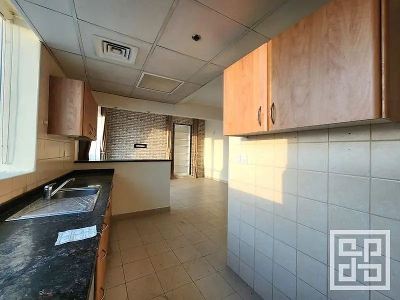 Exclusive | Upgraded | Spacious | 596 Sqft | Vacant