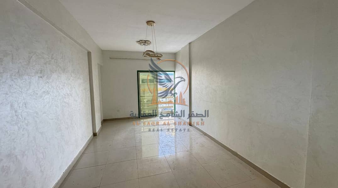 2 Remove_clutter_from_floor_20261015155103_9. jpg
