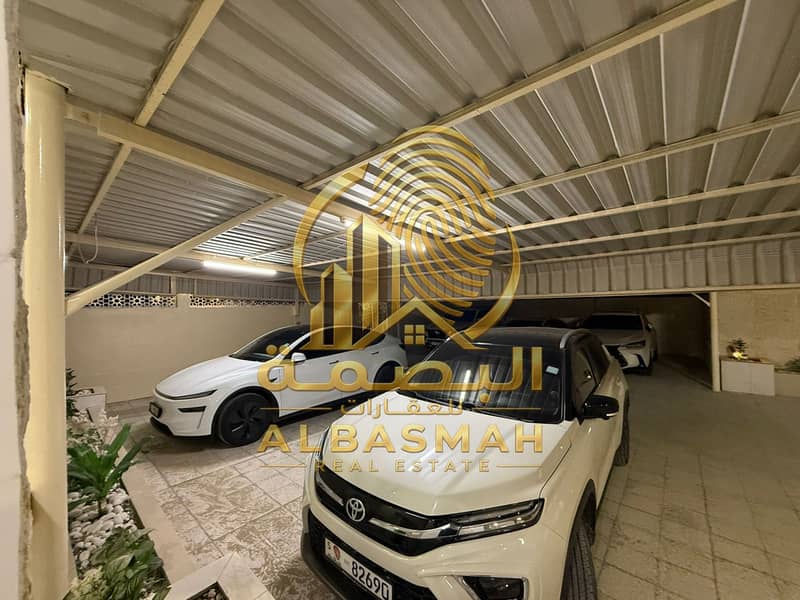 10 b4a523ae-0f34-4c3f-b691-071e44d89a4d. jpg