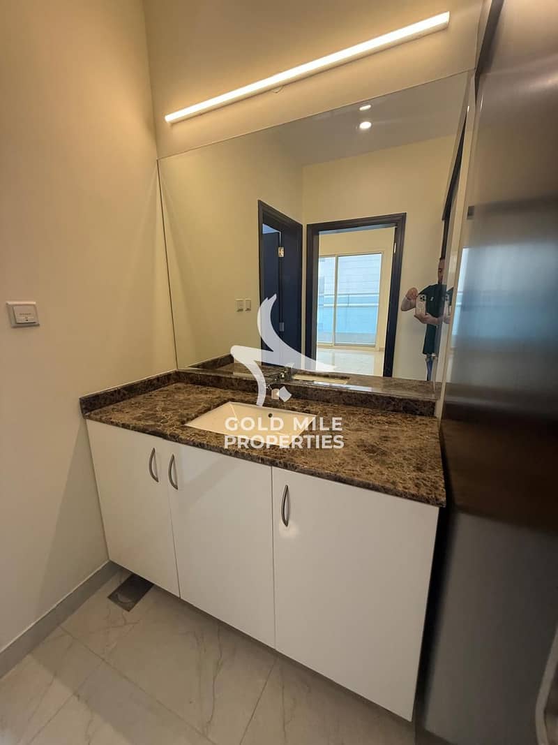 Chiller free 2 bhk close to moe | Bayut.com