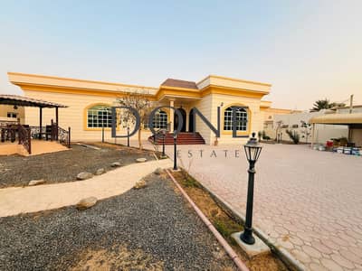 5 Schlafzimmer Villa zum Miete in Al Qarayen, Sharjah - IMG_4381. jpg 5 Schlafzimmer Villa zum Miete in Al Qarayen, Sharjah - IMG_4381. jpg