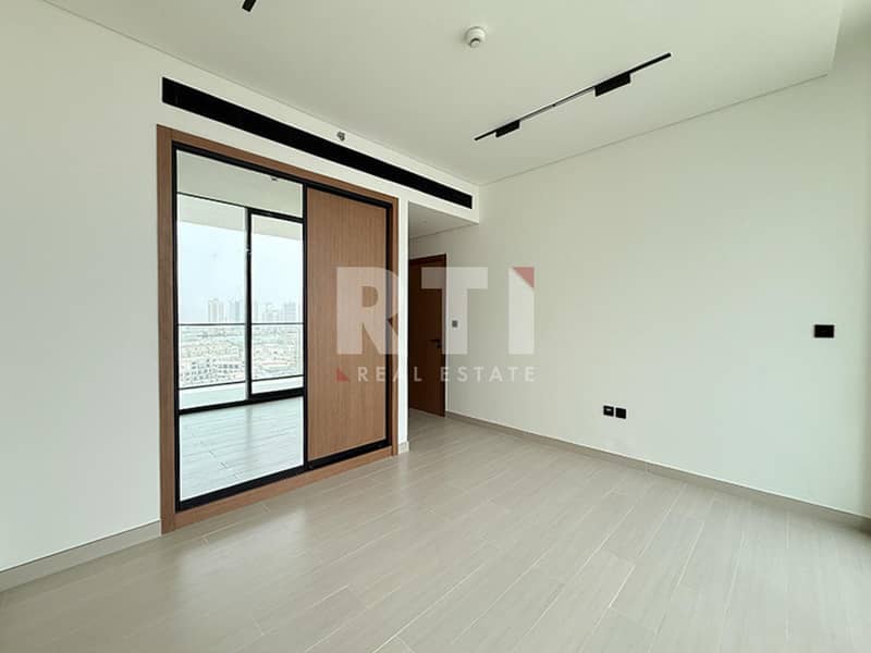 6 Image 6