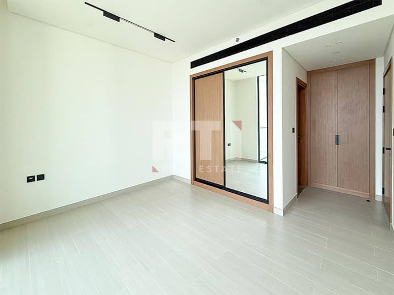 7 Image 7