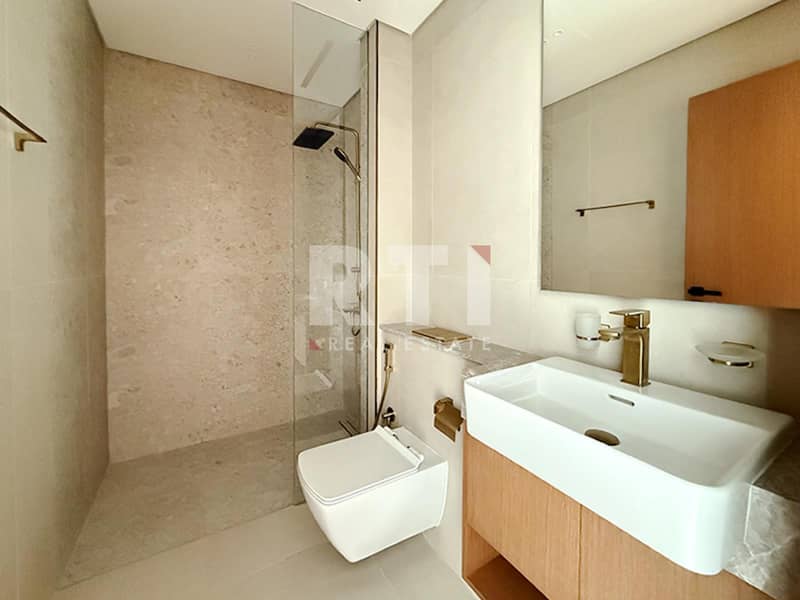 9 Image 9