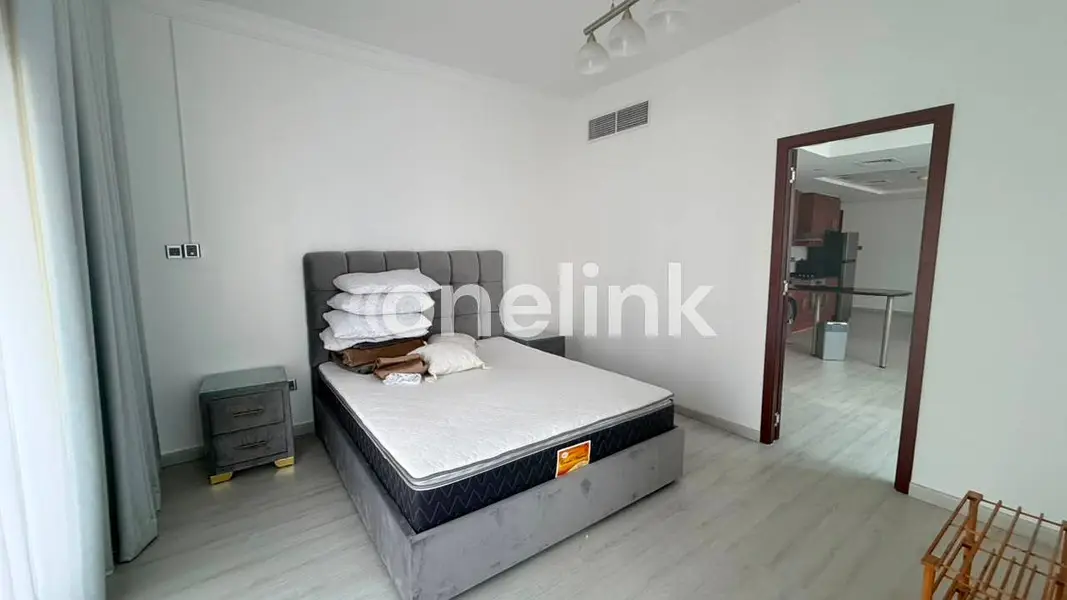 1BR | Furnished | Lake View | JLT | Near Metro