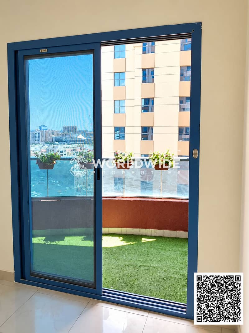 2 High-resolution property interior with QR code-11. png