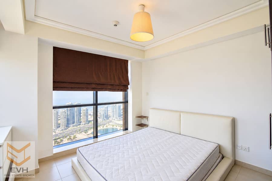 8 Bright, clean real estate interior-2. png