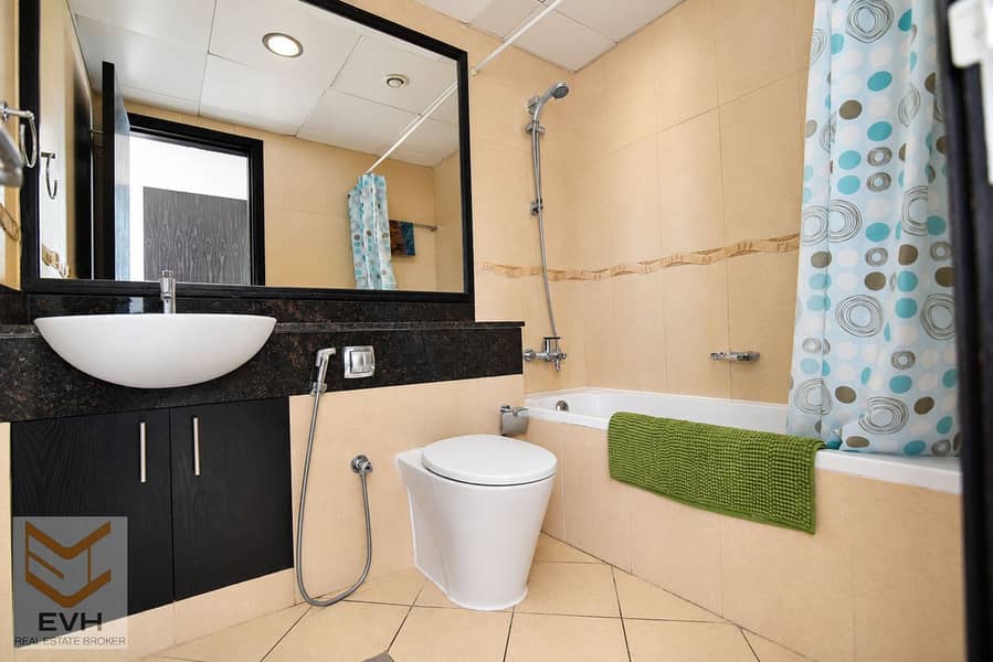 12 Bright, Clean Real Estate Interior-1. png