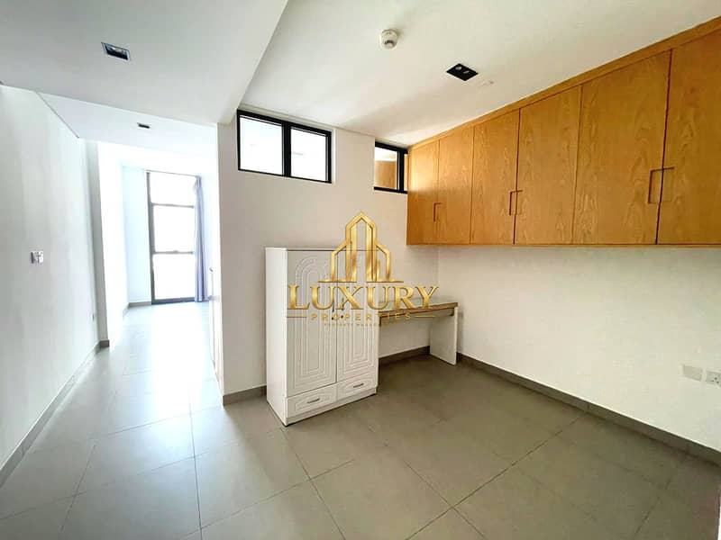 6 Premium Partition Studio for Rent in Al Mamsha, Sharjah