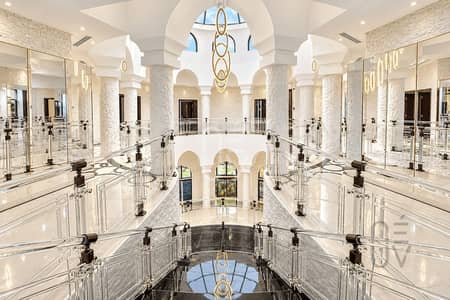 8 habitaciones Villa para en Alquiler en Emirates Hills, Dubai - Villa en Emirates Hills,Sector E, 8 dormitorios, 1100000 AED - 16753063 8 habitaciones Villa para en Alquiler en Emirates Hills, Dubai - Villa en Emirates Hills,Sector E, 8 dormitorios, 1100000 AED - 16753063