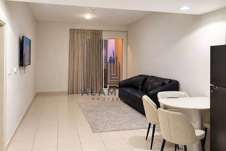 6 01_living_room_1. jpg