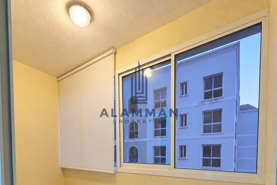 11 05_balcony. jpg