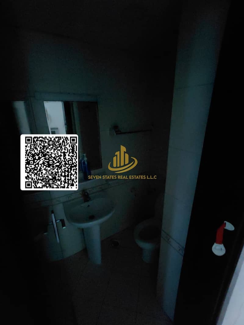 15 dafee33f-d691-45e1-9c2d-76b3bc2ea905. jpg