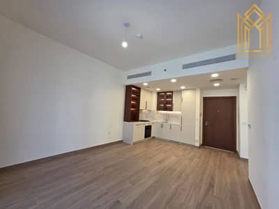 1 Спальня Апартаменты в аренду в Таун Сквер, Дубай - LIVING AREA N KITCHEN. jpeg 1 Спальня Апартаменты в аренду в Таун Сквер, Дубай - LIVING AREA N KITCHEN. jpeg