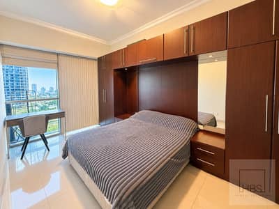 Studio zum Miete in Jumeirah Lake Towers (JLT), Dubai - Modern Bedroom with City Views. png Studio zum Miete in Jumeirah Lake Towers (JLT), Dubai - Modern Bedroom with City Views. png