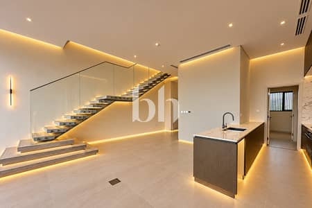 Villa de 3 chambres à à louer à Nad Al Sheba Gardens, Dubai - 9 S I 6 Fr 2 Orq 6 Xxkjv NX It X Wvhs Ul W Za 3 F G Ww PS Eui Villa de 3 chambres à à louer à Nad Al Sheba Gardens, Dubai - 9 S I 6 Fr 2 Orq 6 Xxkjv NX It X Wvhs Ul W Za 3 F G Ww PS Eui