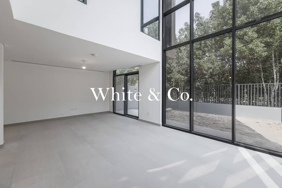 4BR End Unit | Close to Pool | Single Row 4BR End Unit | Close to Pool | Single Row