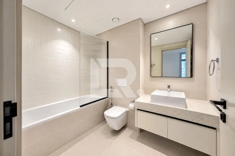Marina View | Italian Kitchen | Investor Deal