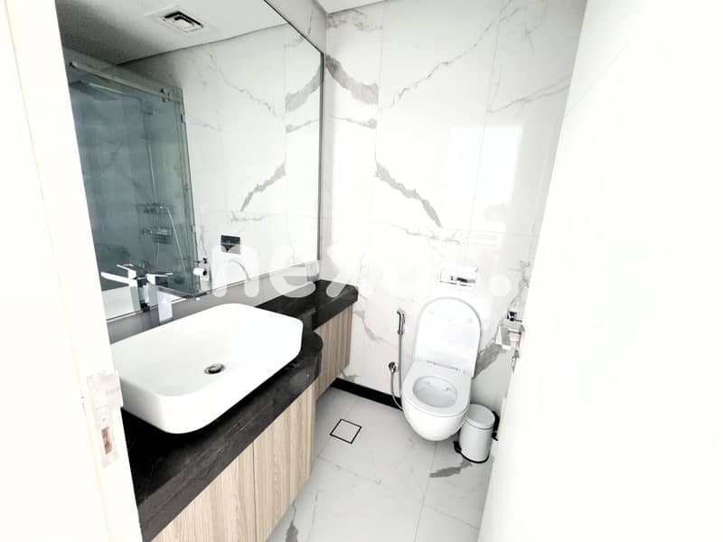 4 image_3