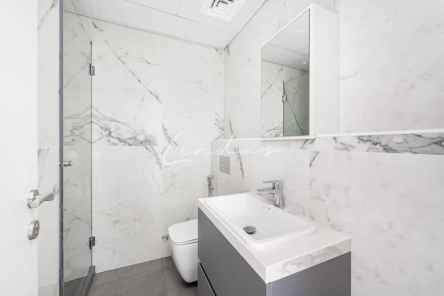 8 images image img