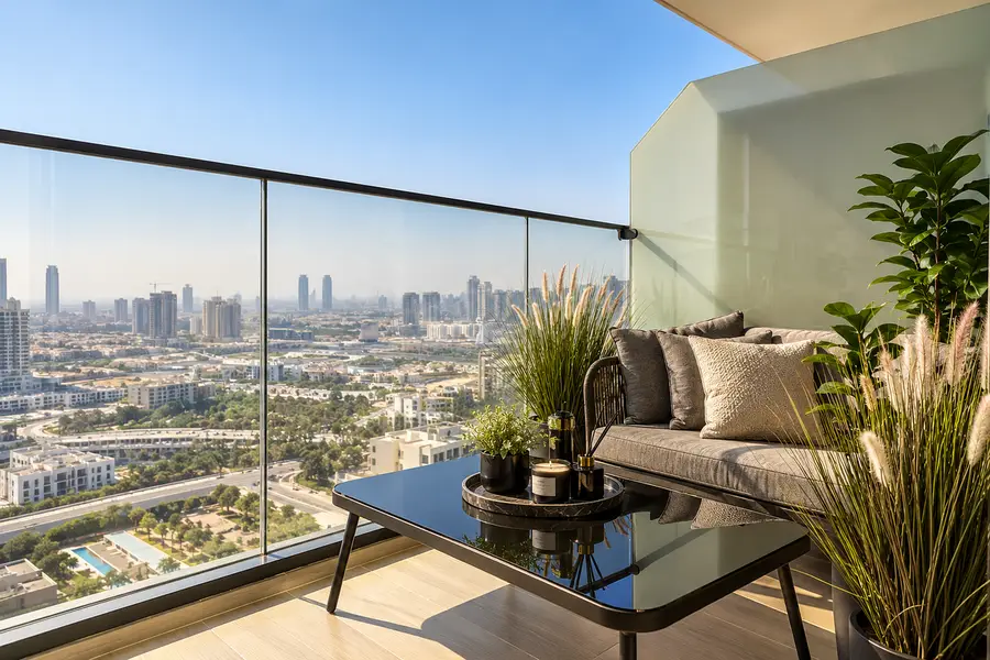 Upgraded & Fully Furnished | High Floor | Good ROI