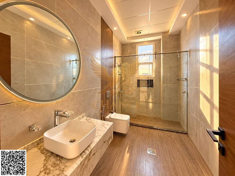 6 Golden Modern Marble Bathroom-2. png