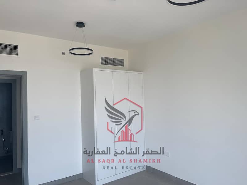 9 7d87cbca-18bb-47aa-83d9-e8da0f467f93. jpg
