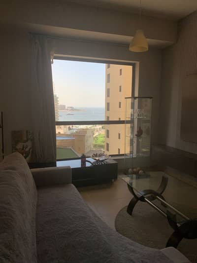 朱美拉海滩住宅（JBR）， 迪拜 1 卧室单位待租 - вид из гостинной. jpg