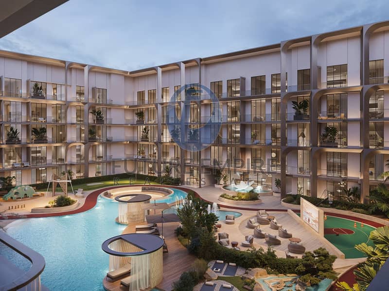 15 13_Pool_Courtyard. jpg